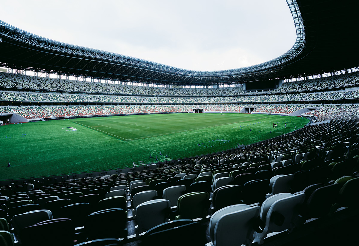 MUFGスタジアム（国立競技場）の色とりどりの座席